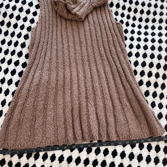 NWT DISSH Vero Tank - Picture 11 of 12